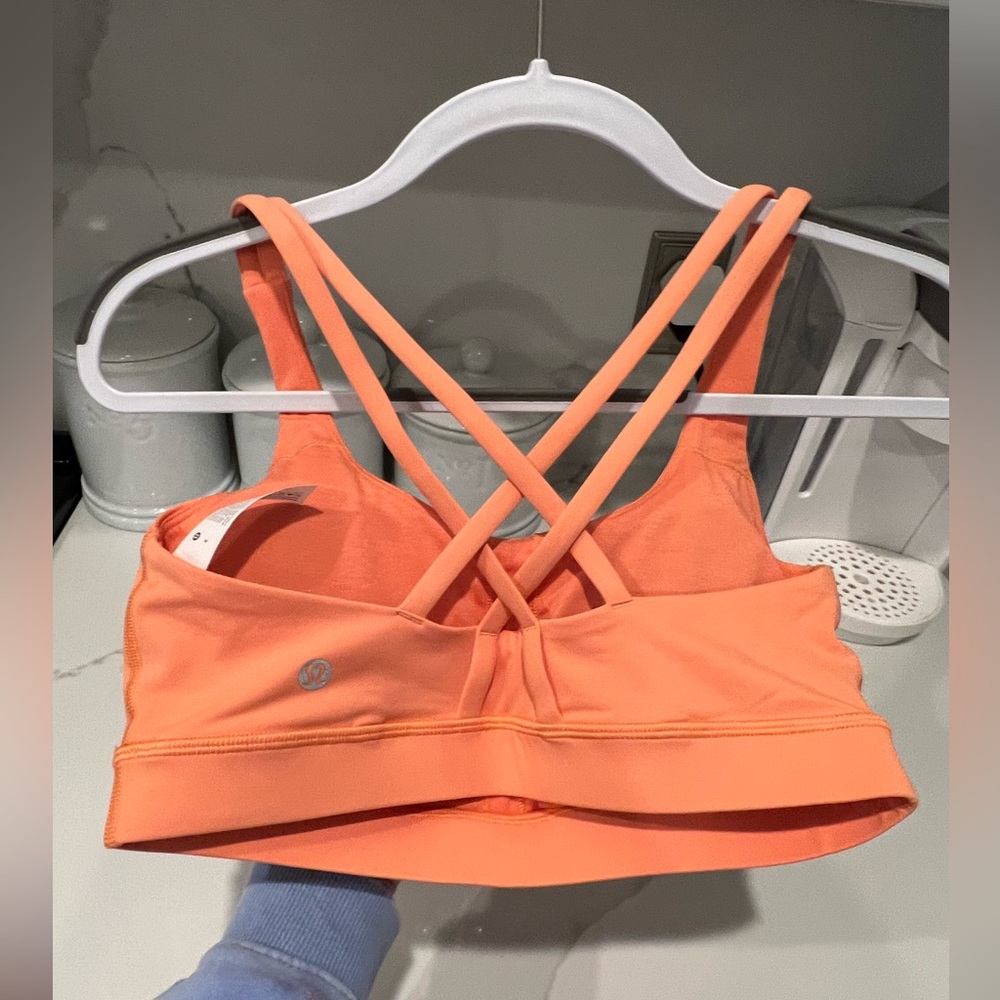 Lululemon NWOT Energy Bra size 6 in Warm Coral.